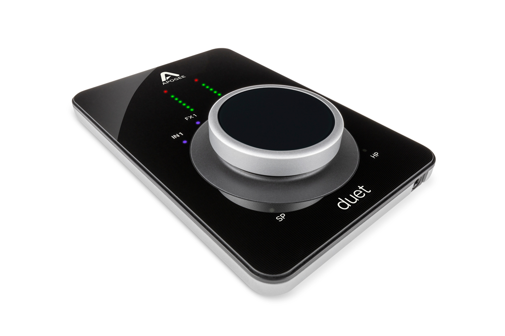 Apogee-Duet-3-3Q-Right-Wide-9Y1A8805-1000.jpeg